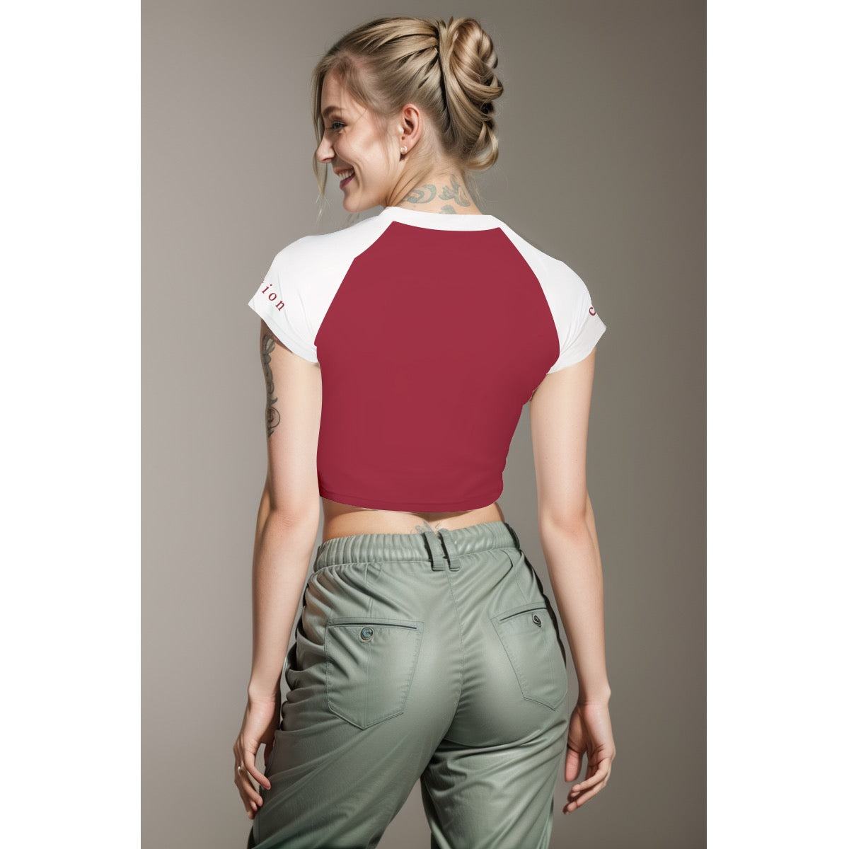 Coming Up Roses Women's Raglan Cropped T-shirt